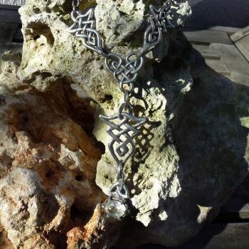Lange Kette im celticstyle Design mit Citrin